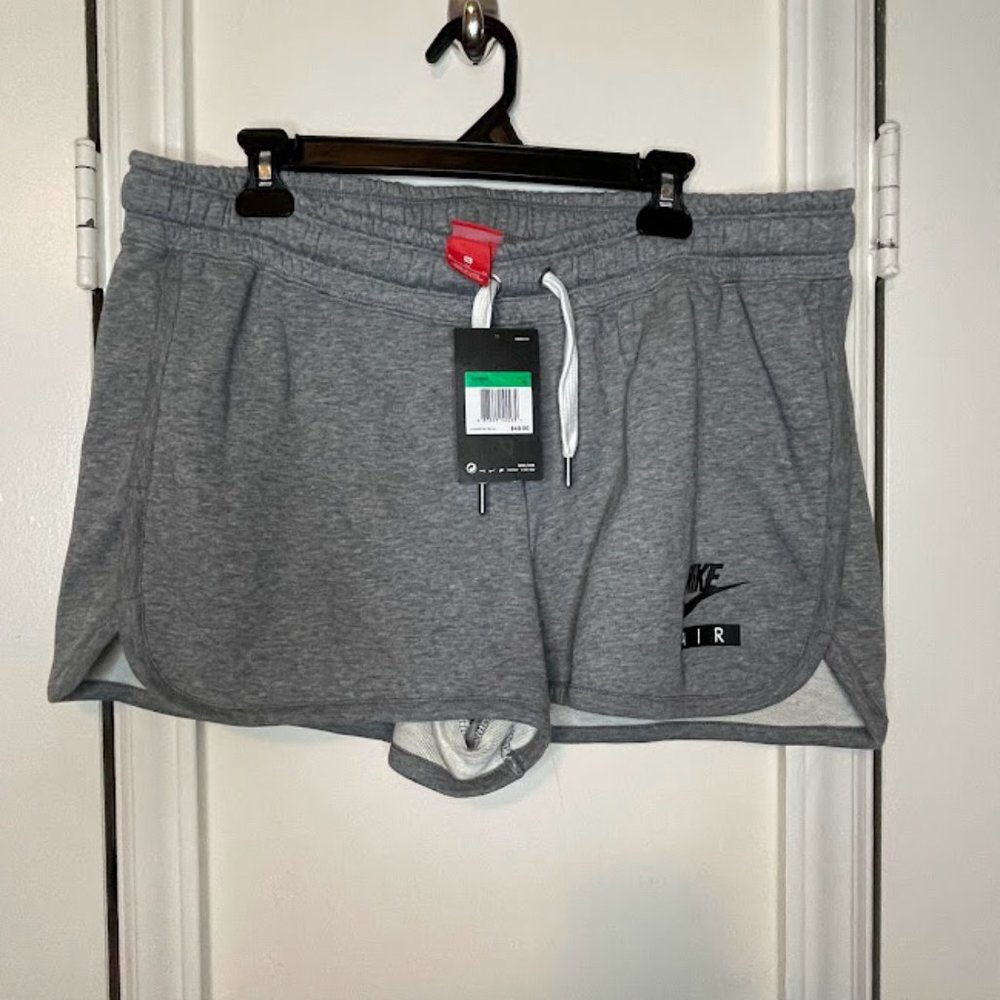 Nike Women Grey Shorts XL